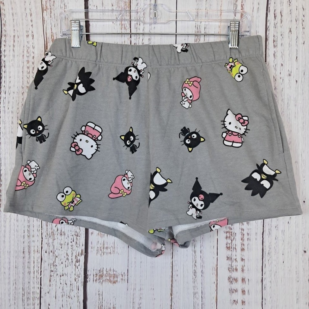 Sanrio L  Hello Kitty & Friends Gray Lounge Sweat Shorts Fleece Lined‎ Pockets